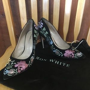 Ron White Shana Flowers Heels